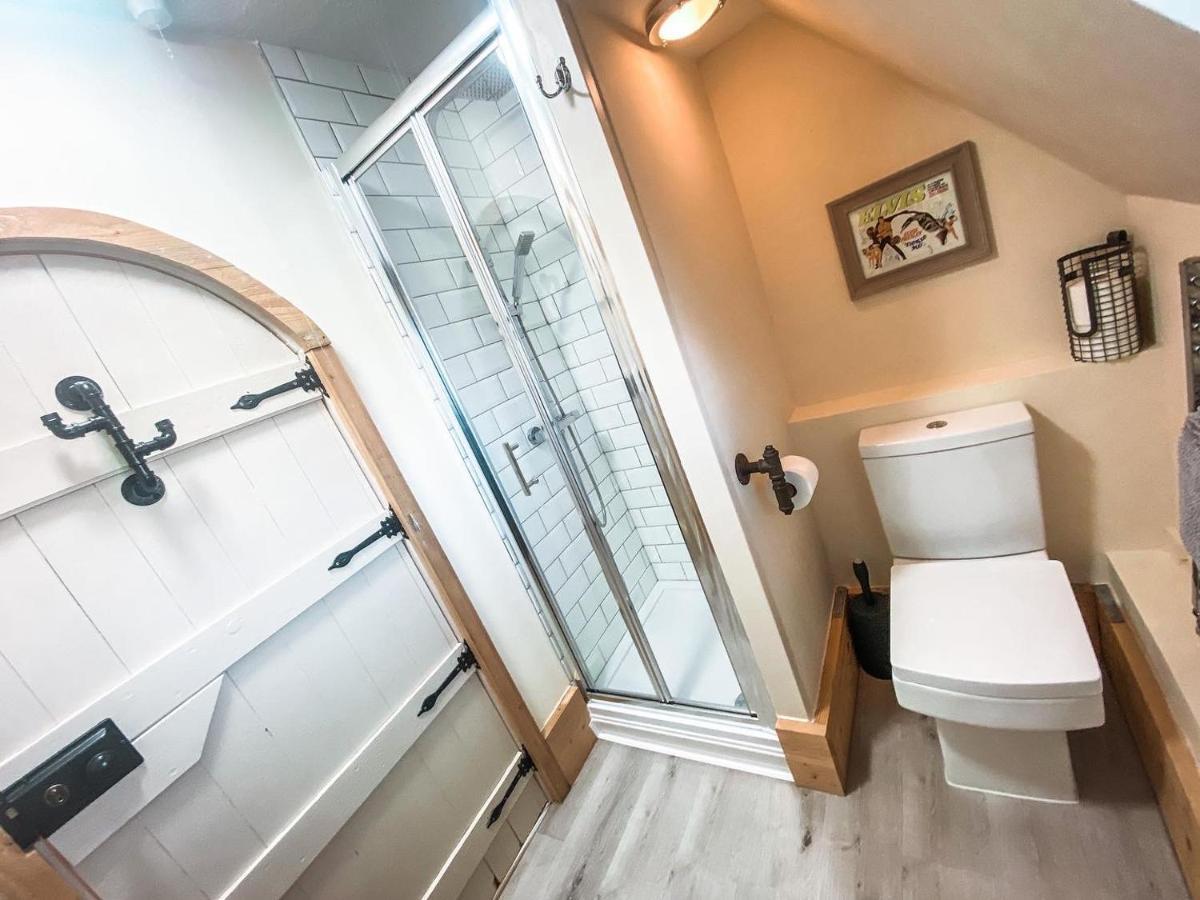 The Loft At Riverside Suites ブリッジノース エクステリア 写真