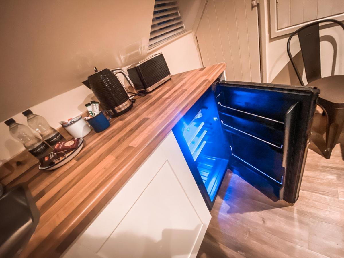 The Loft At Riverside Suites ブリッジノース エクステリア 写真